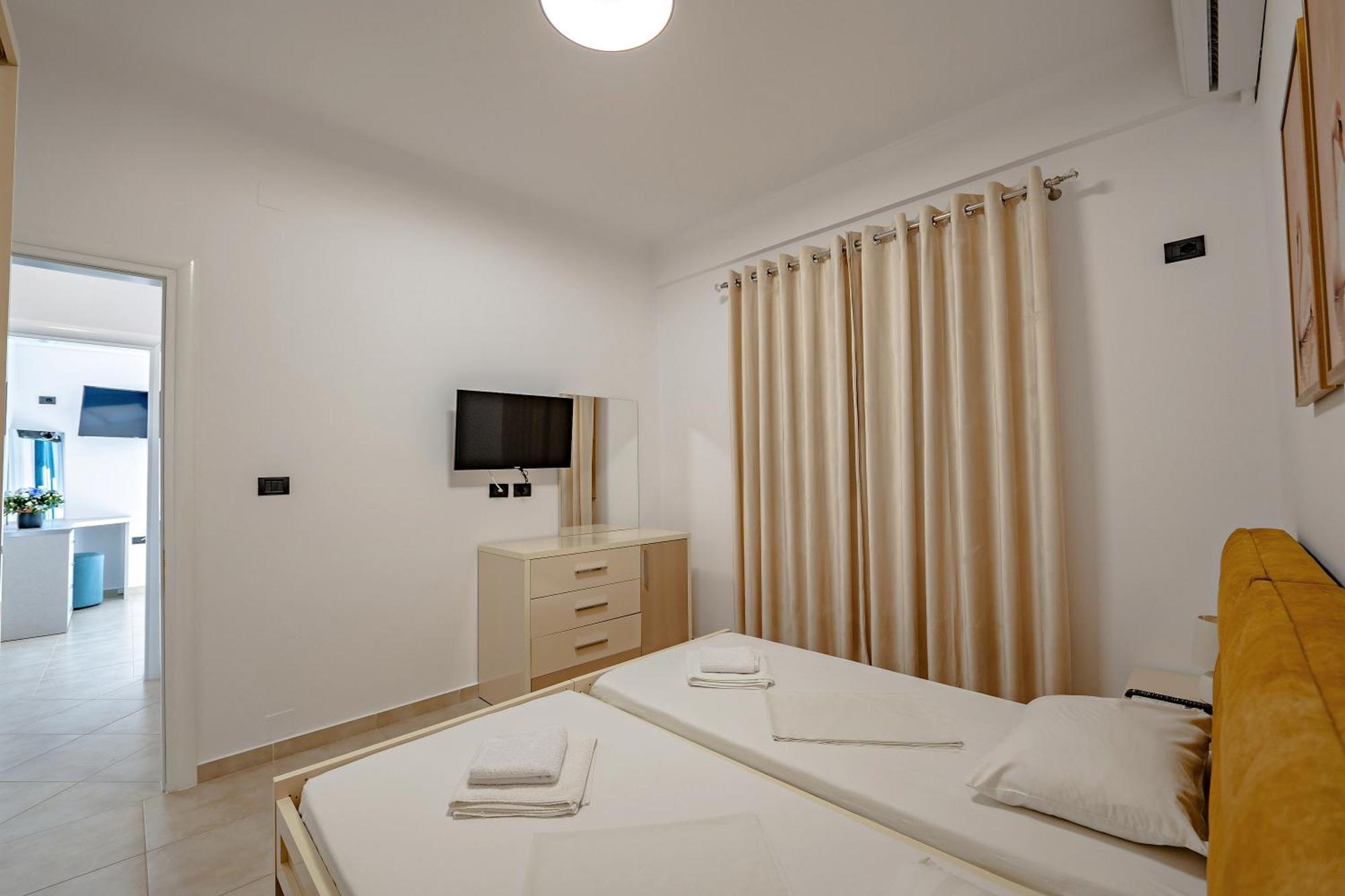 Sunny Apts Sarandë Exterior foto